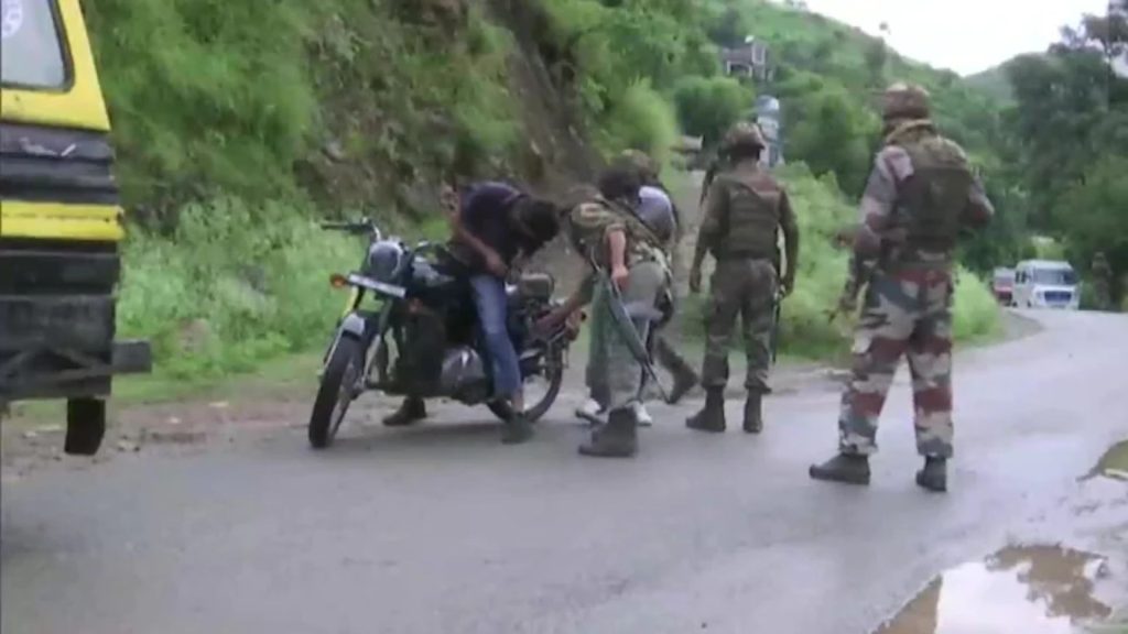 2 terrorists gunned down - Indian Army 