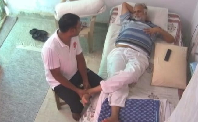 Satyendra Jain Gets Treatment