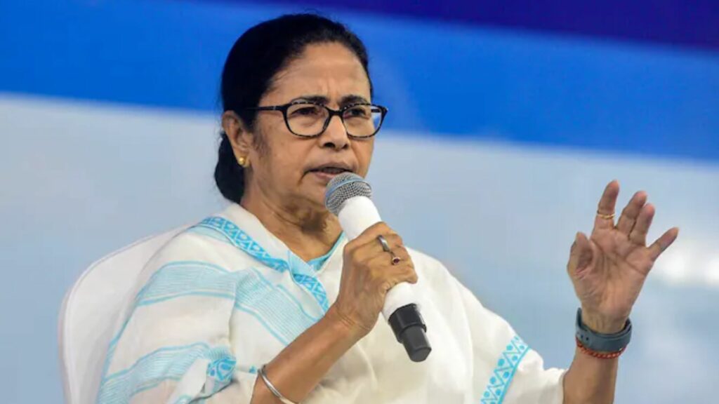 Mamata Banerjee critisized government