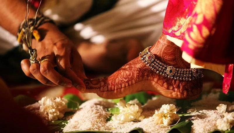 Saptapadi must for Marriage AHC