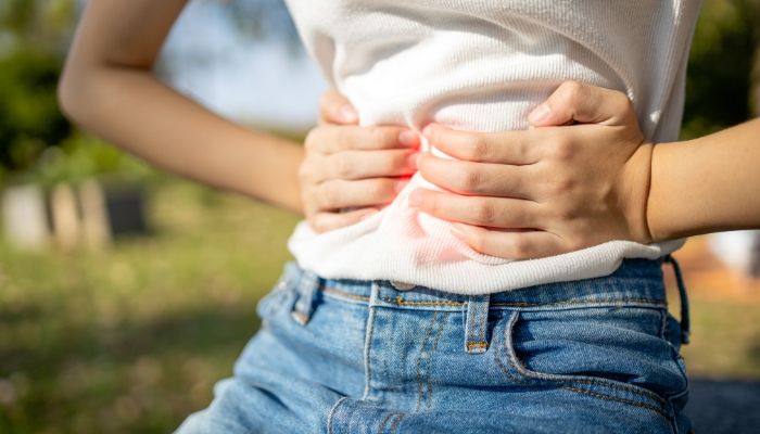 stomach pain during period